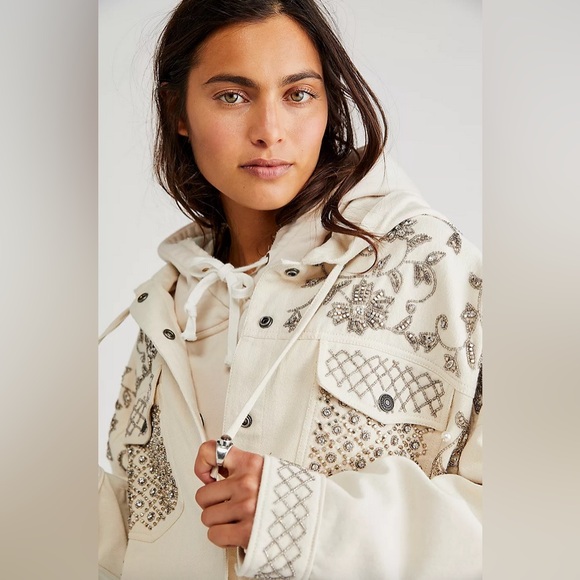 NWT We The Free Moonlight Hooded Denim Jacket!! XS🔥 - Picture 1 of 9